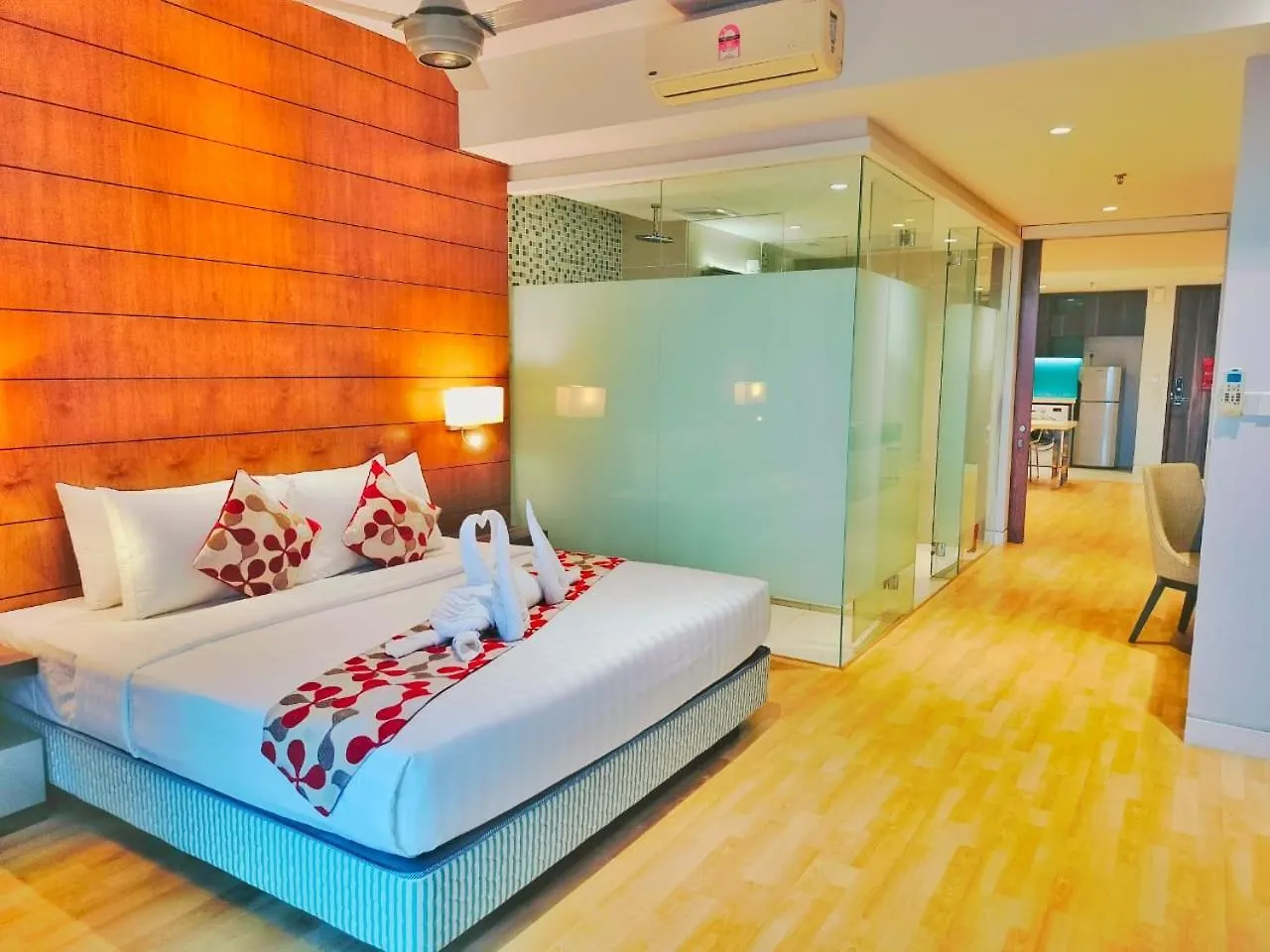 Oneiro D\'Majestic Place Klcc contacts